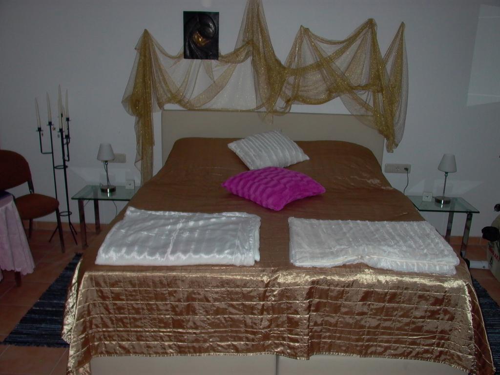 Gaestezimmer Ferienwohnung Villa Alexa, Mit Wallbox Woltersdorf  Cameră foto